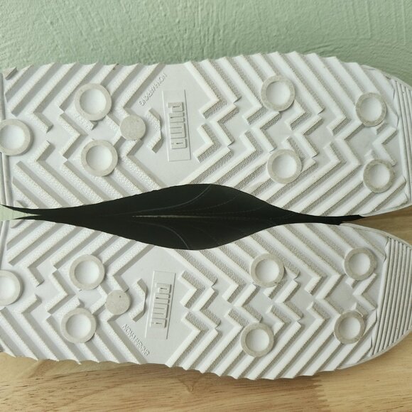 Mens Puma Rome Sneakers - Picture 2 of 5